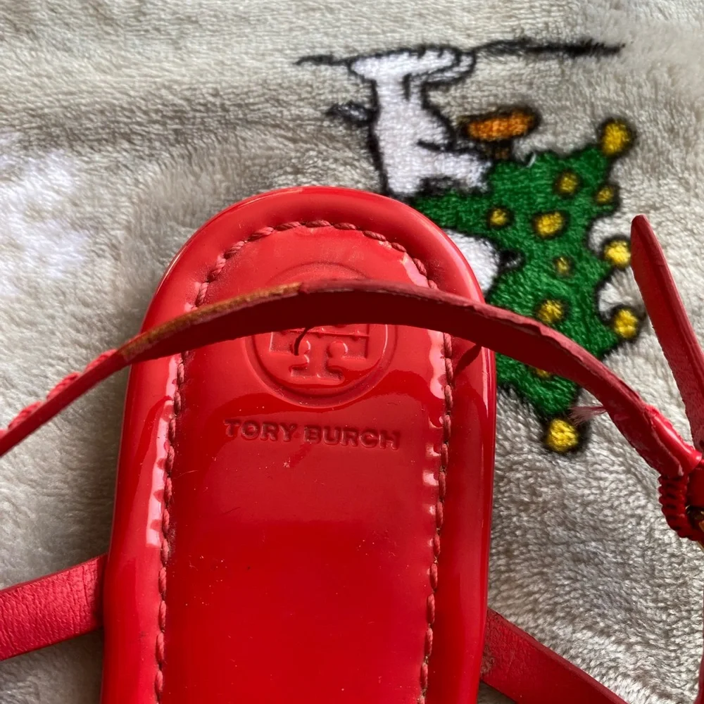 Tory Burch Dillan‎ Ruby Jewel Patent Leather Flat Sandal size 7.5
